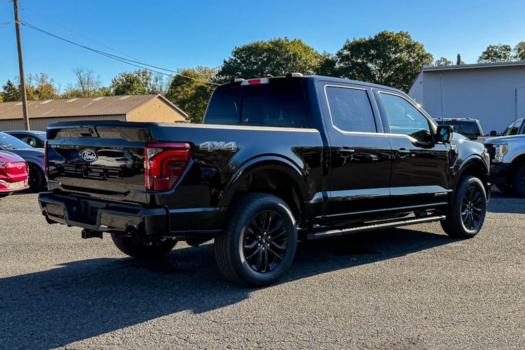 New 2025 Ford F-150 Lariat Truck SuperCrew Cab