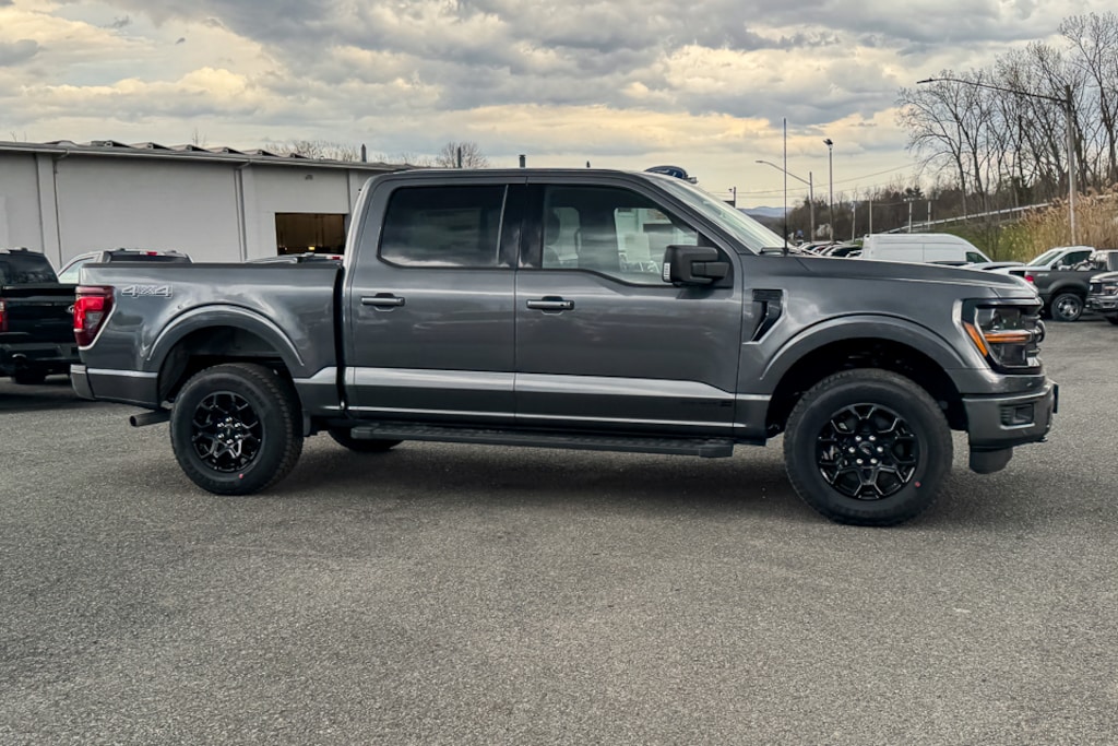 New 2026 Ford F-150 XLT Truck SuperCrew Cab