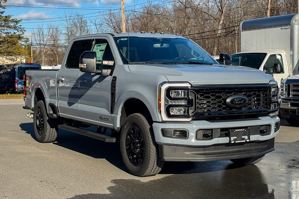 2025 Ford F-250 Super Duty Lariat's photo