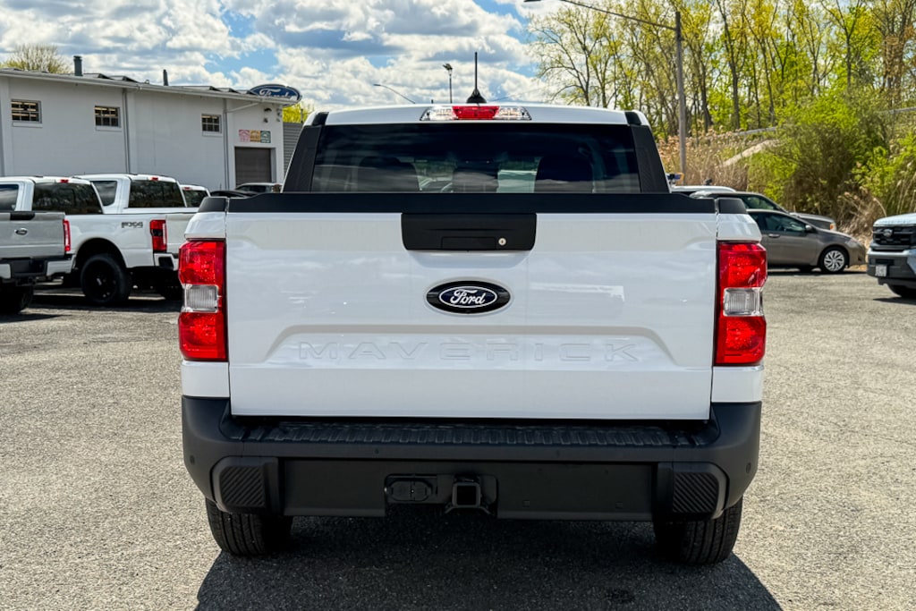 New 2026 Ford Maverick XL Truck SuperCrew