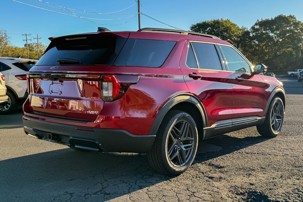 New 2025 Ford Explorer ST-Line SUV
