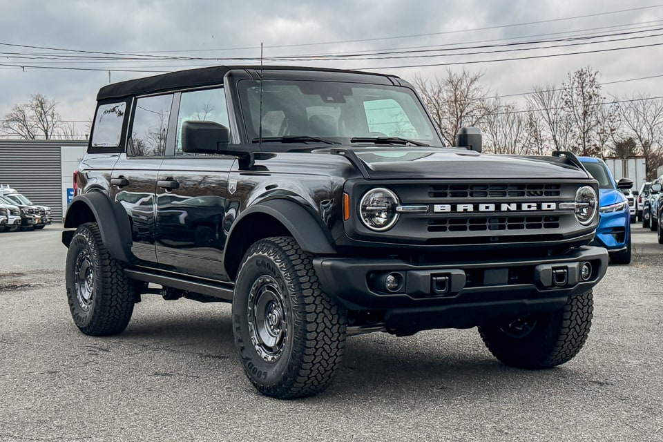 2025 Ford Bronco 4-Door Big Bend's photo