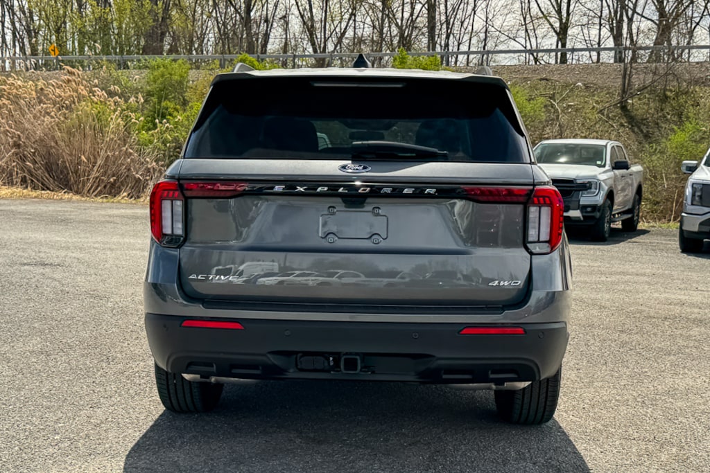New 2026 Ford Explorer Active SUV