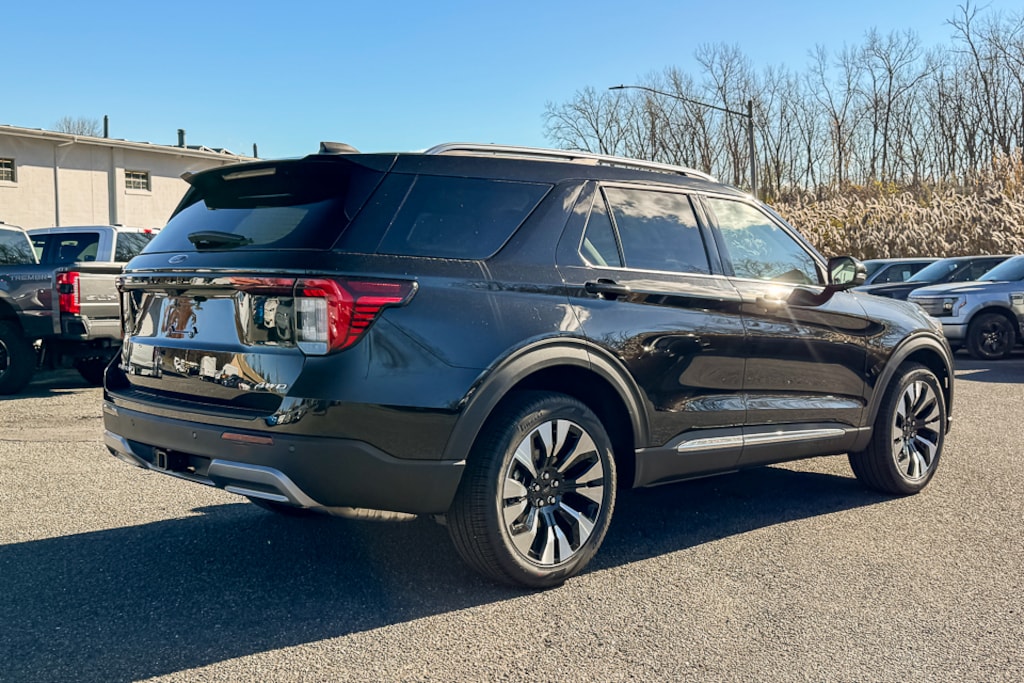 New 2026 Ford Explorer Platinum SUV
