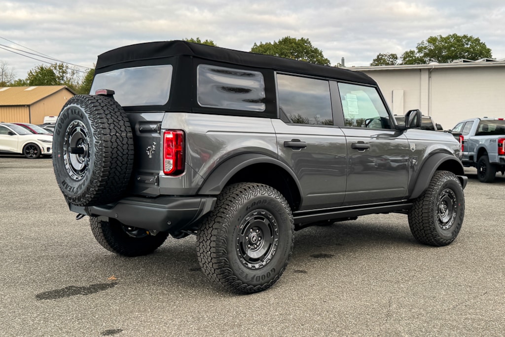 New 2025 Ford Bronco Big Bend SUV