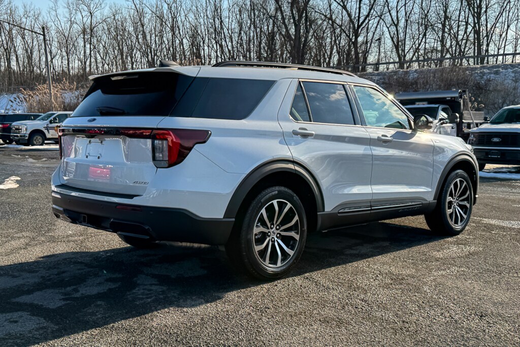 New 2026 Ford Explorer ST-Line SUV