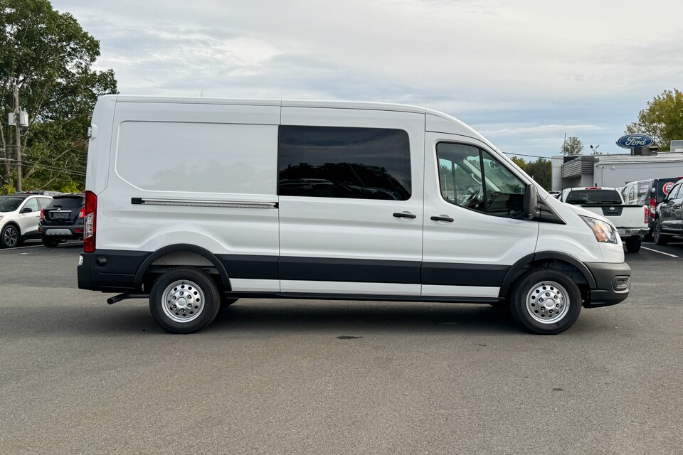 2025 Ford Transit photo 2