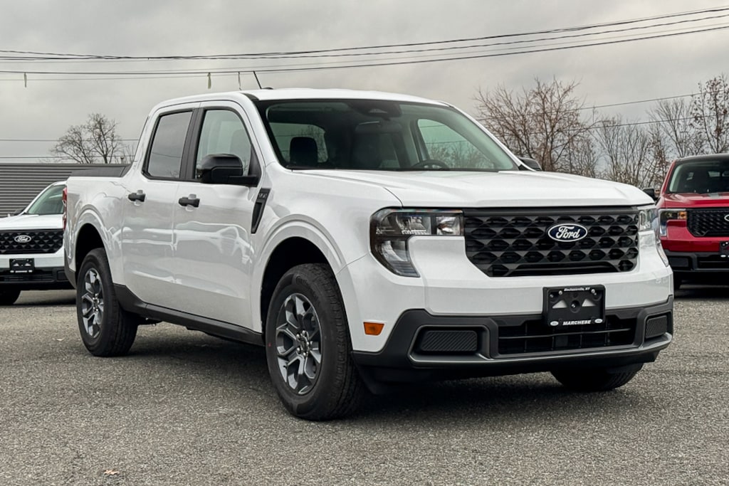 New 2025 Ford Maverick XLT Truck SuperCrew