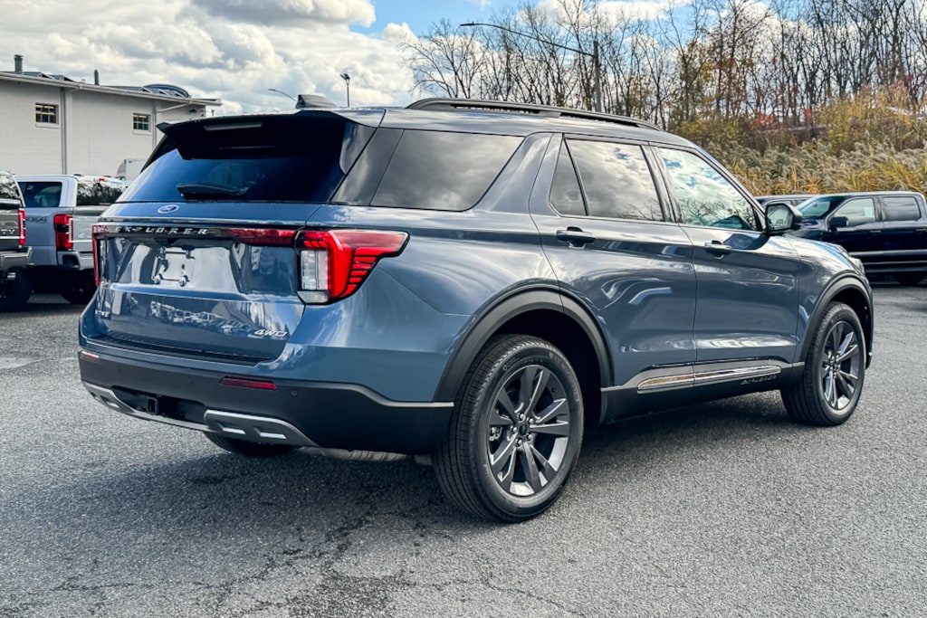 New 2025 Ford Explorer Active SUV