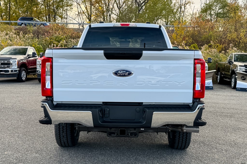 New 2026 Ford F-350 F-350 XLT Truck Super Cab