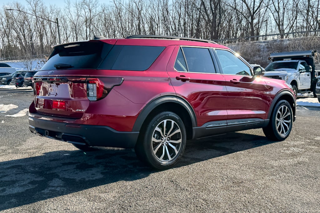 New 2026 Ford Explorer ST-Line SUV