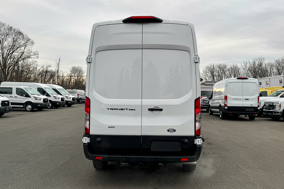 2026 Ford Transit photo 3