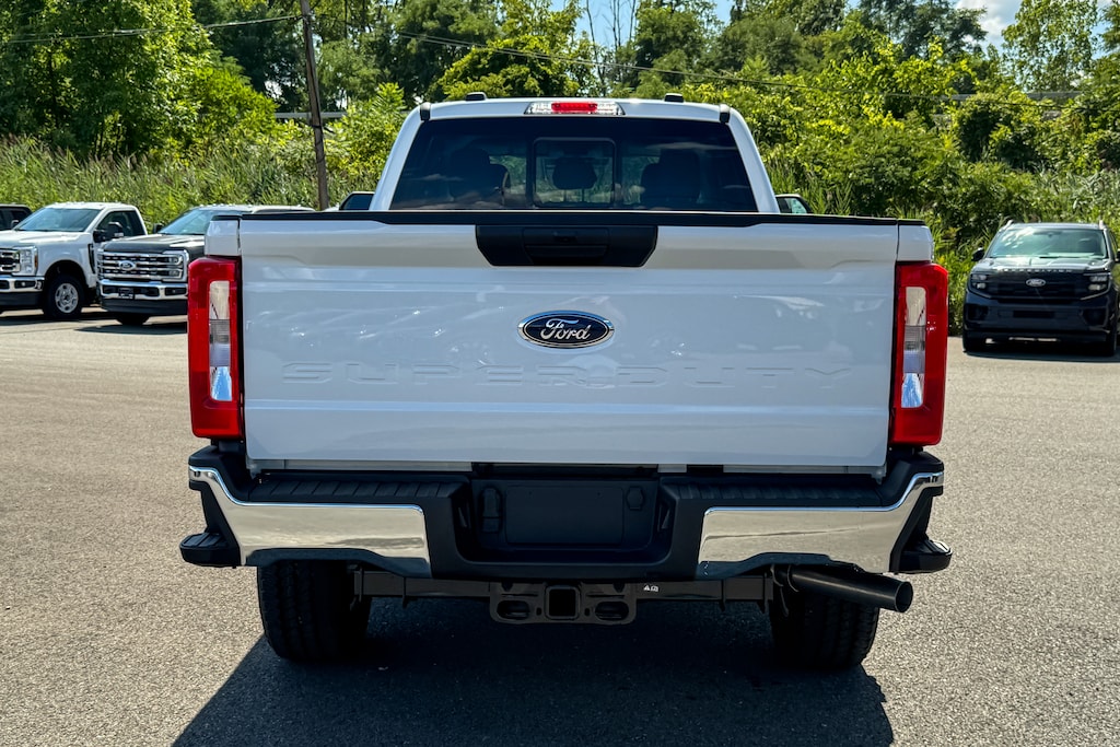 New 2026 Ford Super Duty F-350® XLT TRUCK