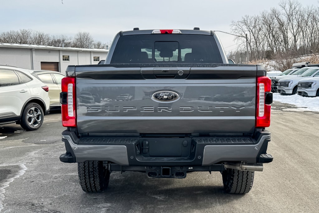 New 2026 Ford F-350 F-350 Lariat Truck Crew Cab