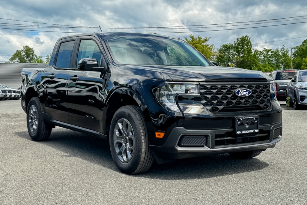New 2026 Ford Maverick XLT Truck SuperCrew