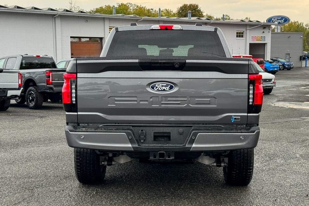 New 2025 Ford F-150 Lightning XLT Super Crew