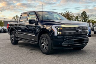 2025 Ford F-150 Lightning Lariat Truck SuperCrew Cab