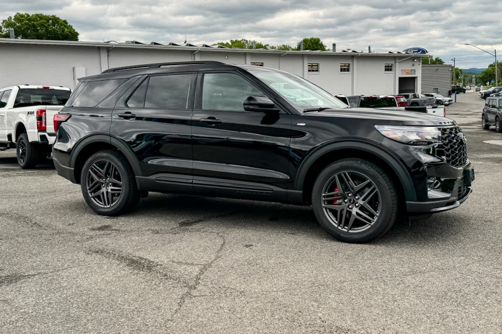 New 2026 Ford Explorer ST-Line SUV