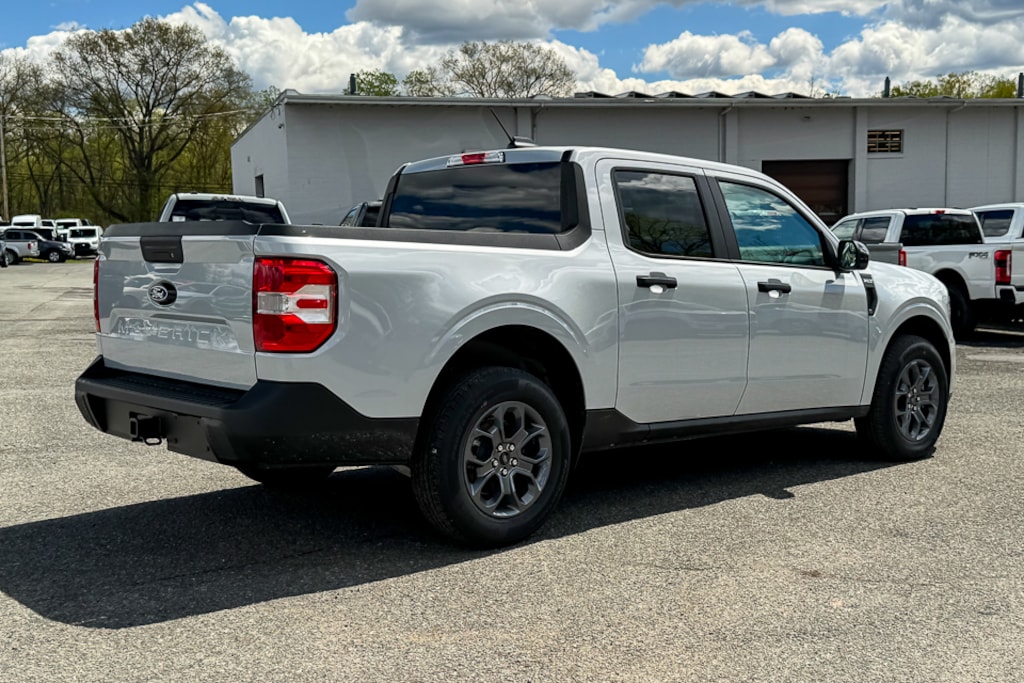 New 2026 Ford Maverick XLT Truck SuperCrew