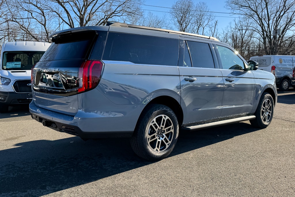 New 2026 Ford Expedition Max MAX Active SUV