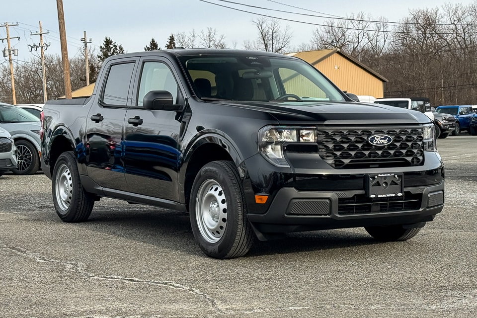 2026 Ford Maverick XL's photo