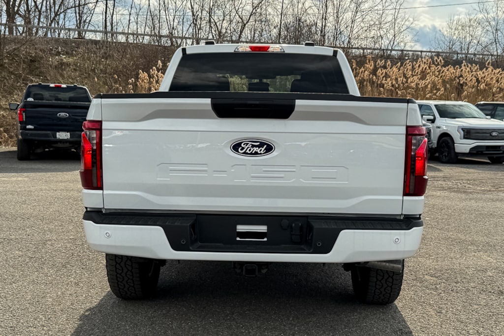 New 2026 Ford F-150 XLT Truck SuperCrew Cab