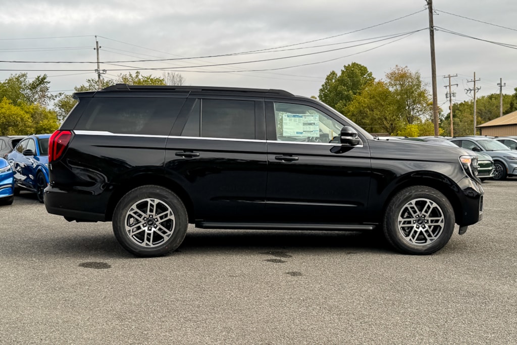 New 2025 Ford Expedition Active SUV