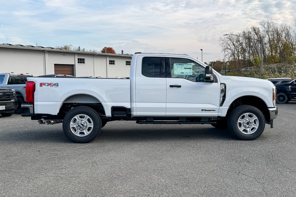 New 2026 Ford F-350 F-350 XLT Truck Super Cab
