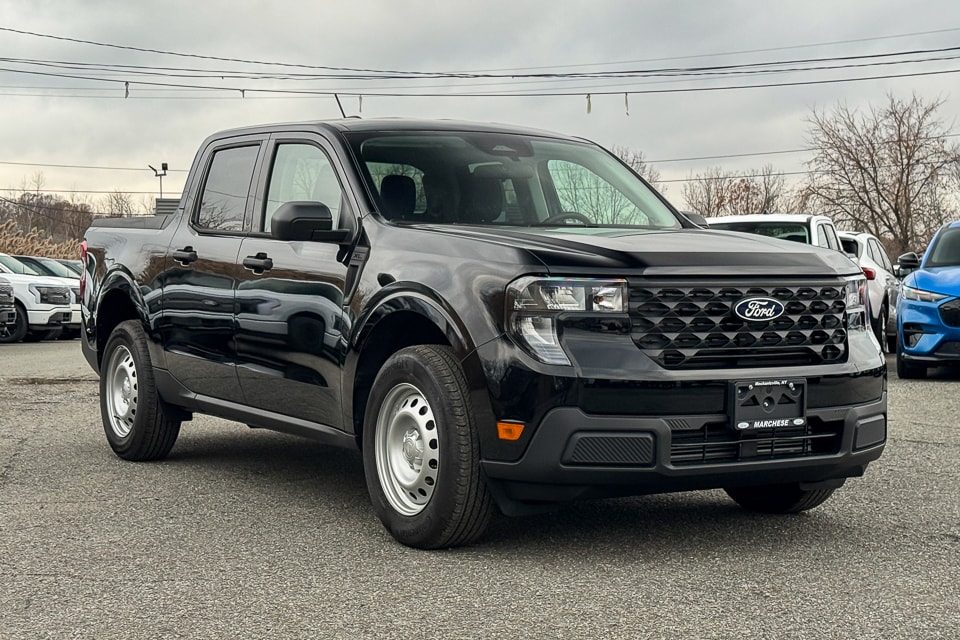 2025 Ford Maverick XL's photo