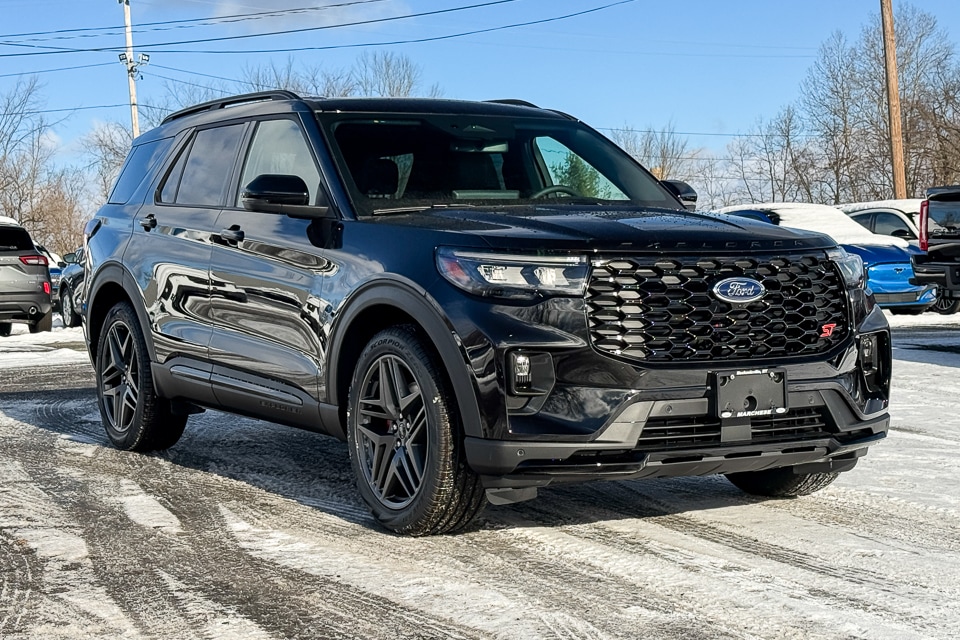 2026 Ford Explorer ST's photo