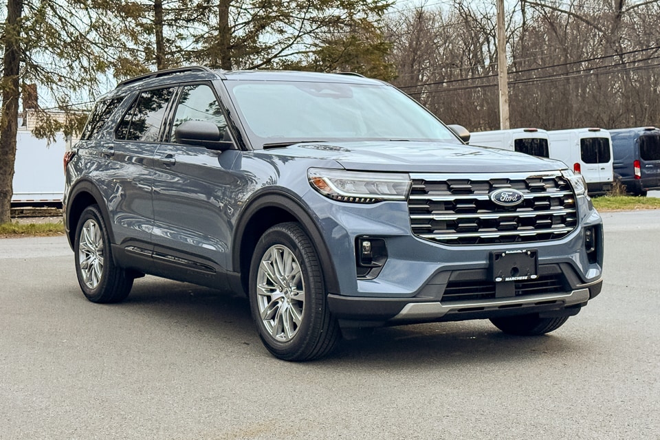 2026 Ford Explorer Active's photo