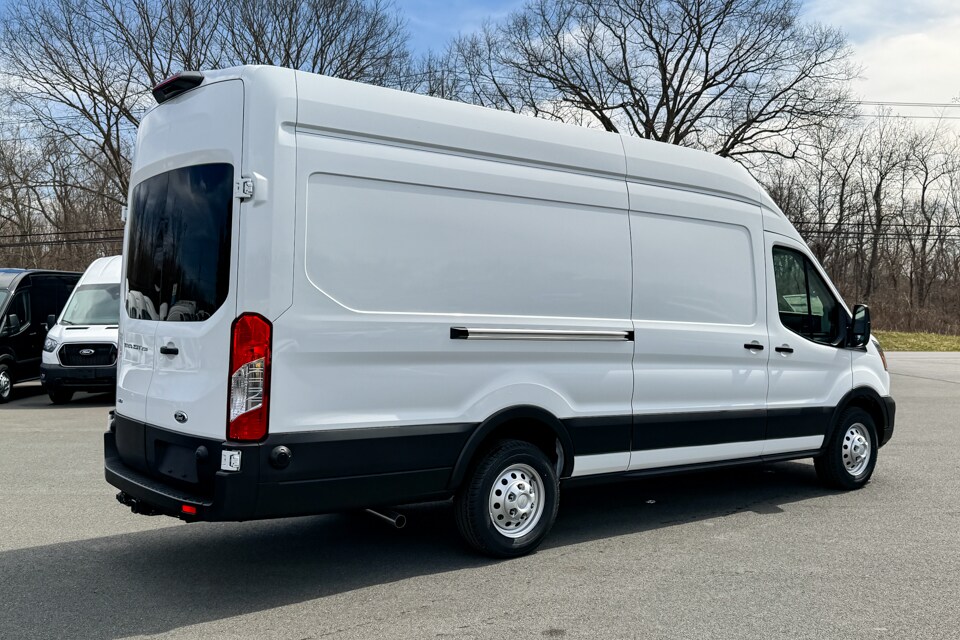 2025 Ford Transit photo 2