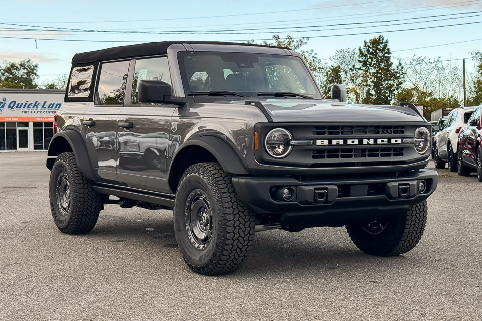 2025 Ford Bronco 4-Door Big Bend's photo