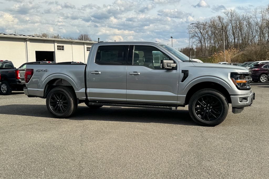 New 2026 Ford F-150 XLT Truck SuperCrew Cab