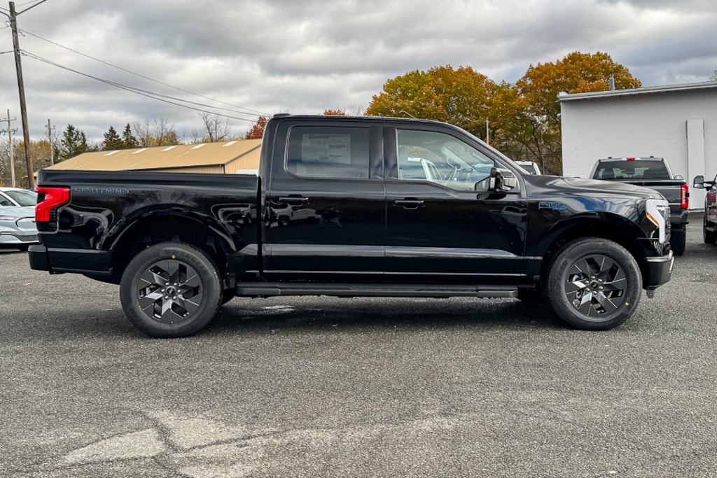 New 2025 Ford F-150 Lightning Lariat Truck SuperCrew Cab