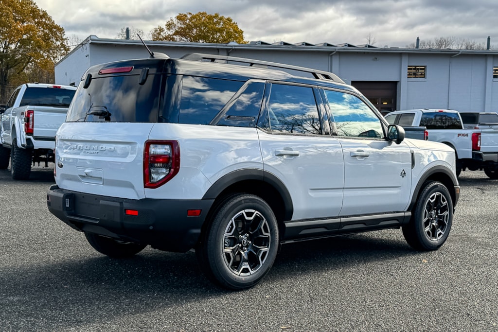New 2025 Ford Bronco Sport Outer Banks SUV