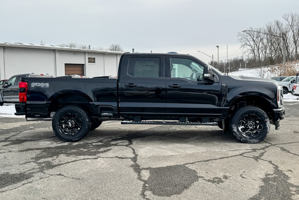 New 2026 Ford F-350 F-350® Lariat® Truck Crew Cab