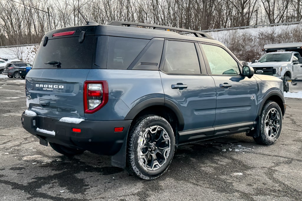 New 2025 Ford Bronco Sport Outer Banks SUV