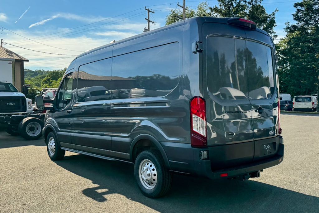 New 2026 Ford Transit-250 Cargo Cargo Van Van Medium Roof Van