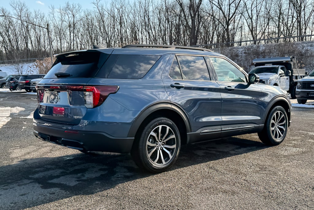 New 2026 Ford Explorer ST-Line SUV