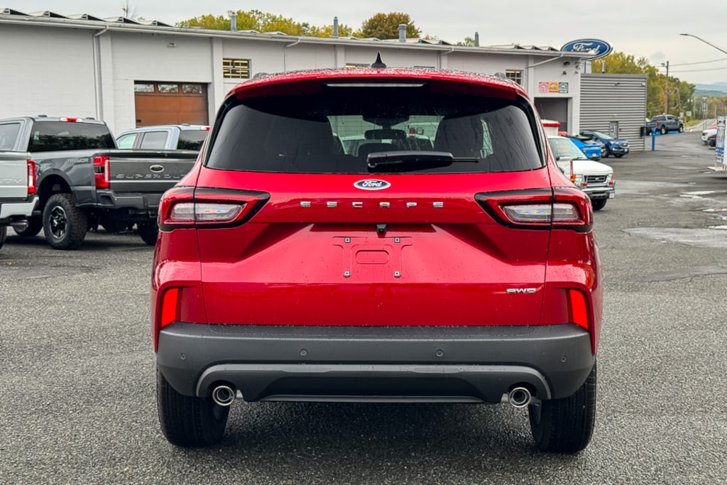 New 2025 Ford Escape ST-Line SUV
