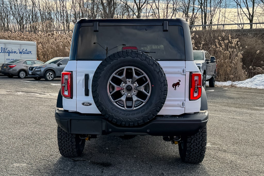 New 2025 Ford Bronco Badlands SUV