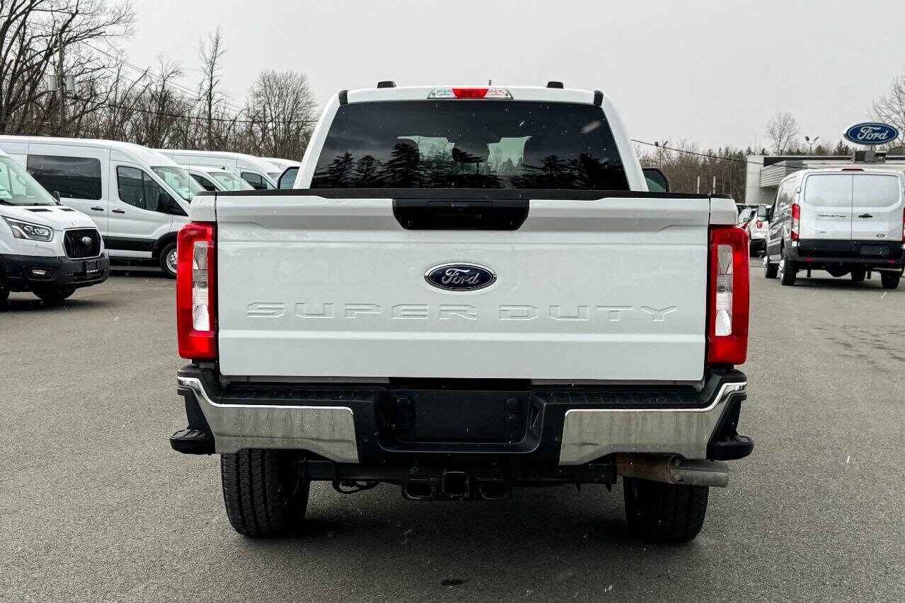 2024 Ford F-250 XL photo 4