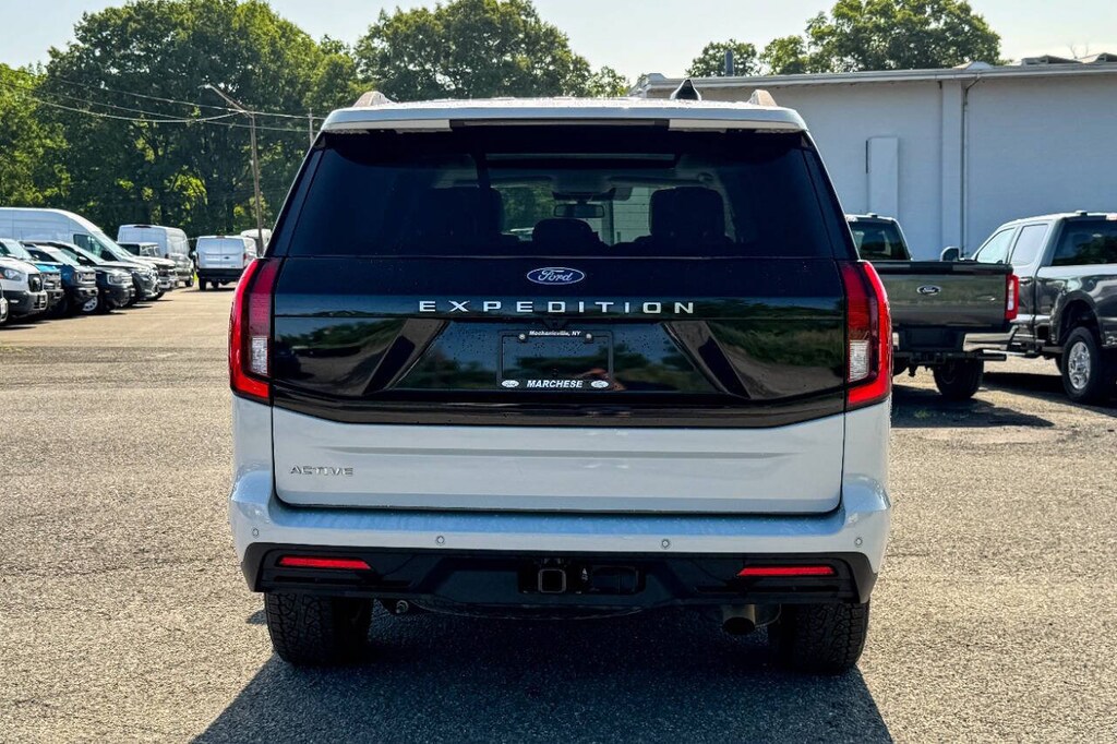 Used 2025 Ford Expedition Active SUV