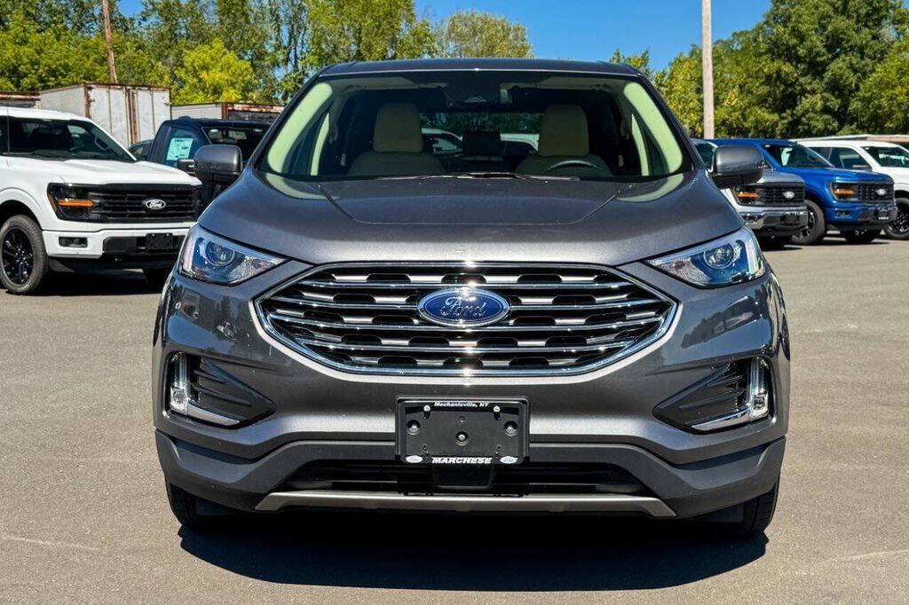 2022 Ford Edge SEL - Photo 8
