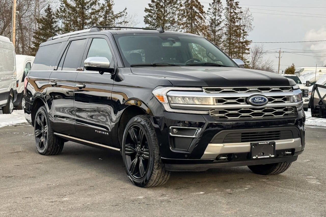 2024 Ford Expedition Platinum's photo