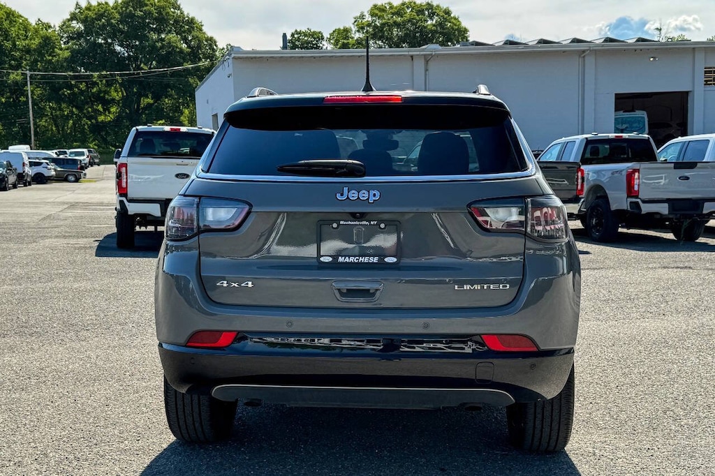 Used 2024 Jeep Compass Limited SUV