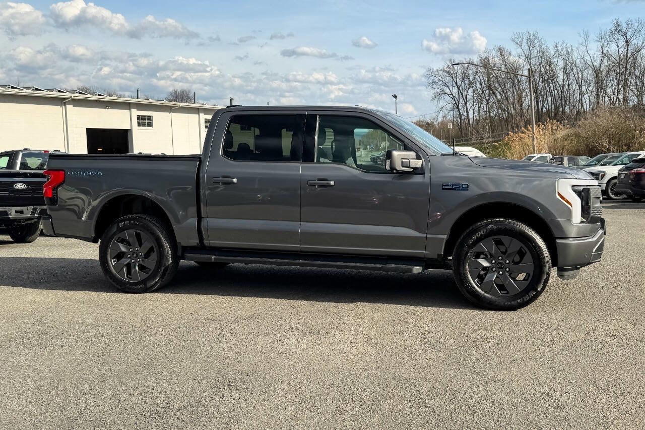 Used 2024 Ford F-150 Lightning Flash with VIN 1FT6W3L77RWG27906 for sale in Mechanicville, NY