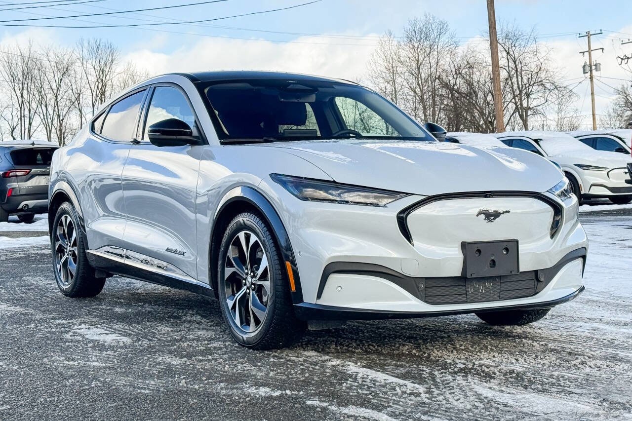 2022 Ford Mustang Mach-E Premium AWD's photo