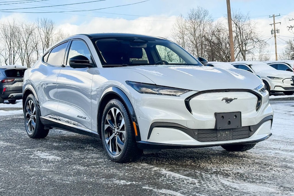 Used 2022 Ford Mustang Mach-E Premium SUV